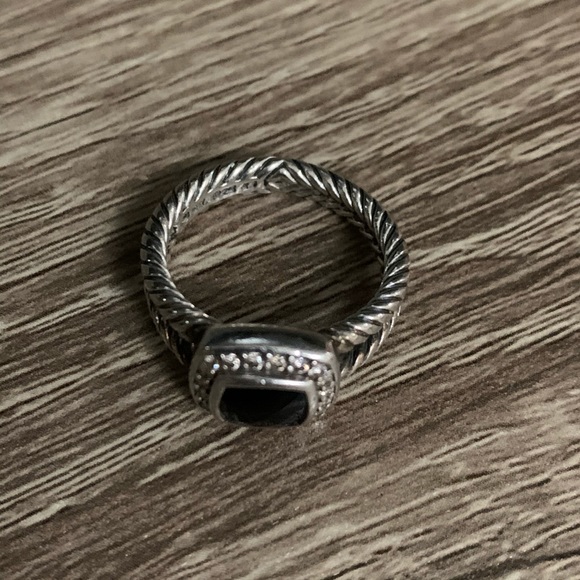 David Yurman Albion Petite Ring - Picture 2 of 7